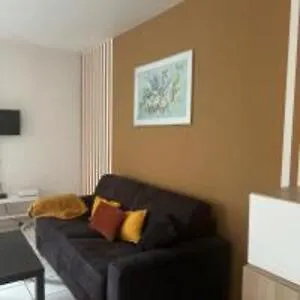 Paris 50m2 - 10min De - L'aviateur Apartamento Bussy-Saint-Georges